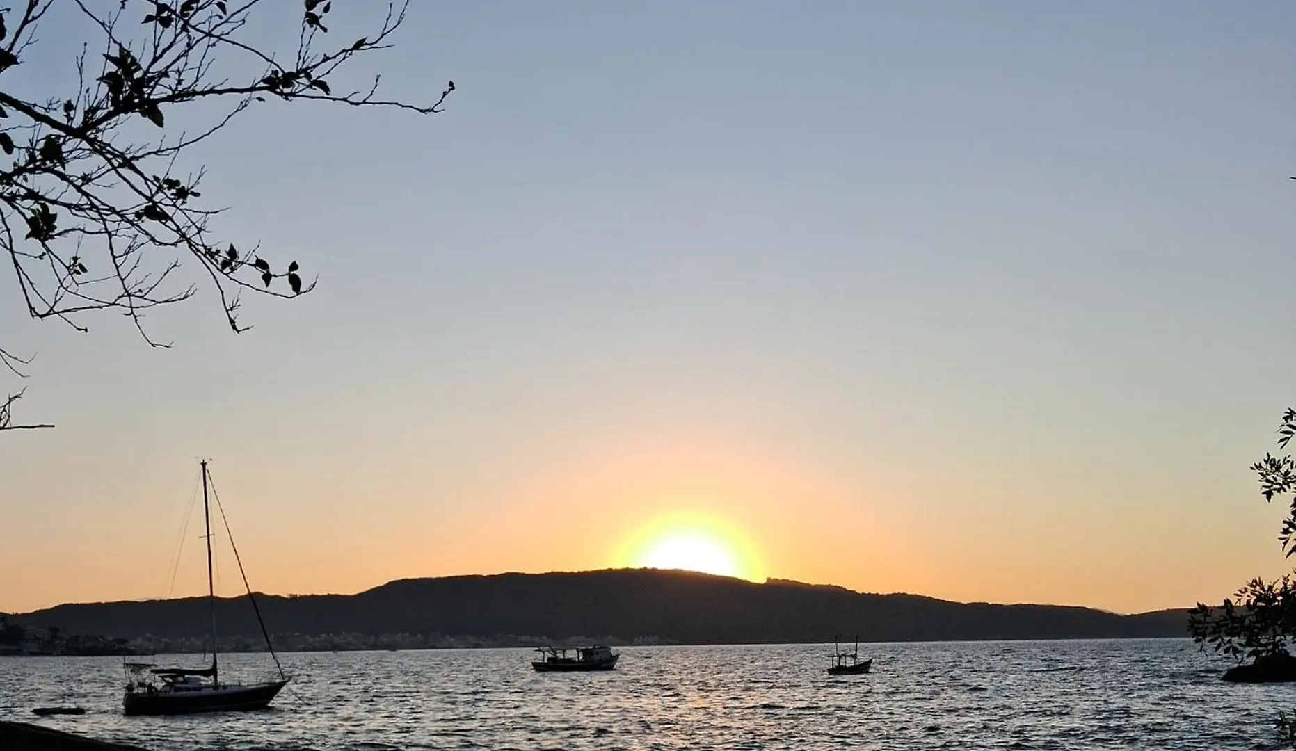 Residencial Sunset - Praia Da Lagoinha Com Vista Para O Mar Bombinhas 0*,  Brazil
